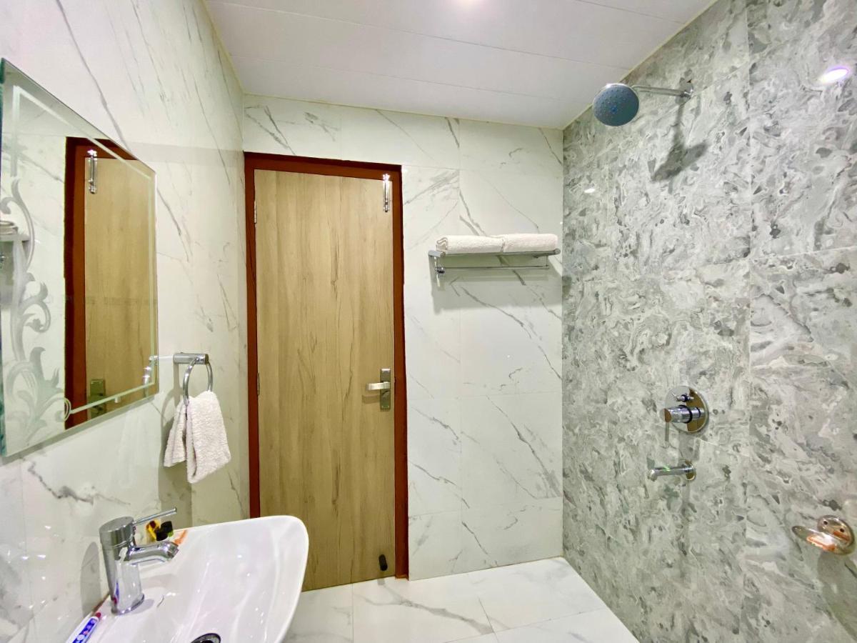 Hotel Kavita Palace Лансдаун Екстер'єр фото